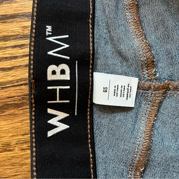 Women’s White House Black Market Jeans - Picture 2 of 2